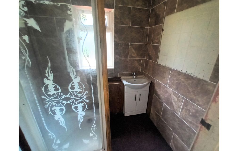 42 Gloucester Road, Kidsgrove, Stoke-on-Trent, Staffordshire, ST7 1EN