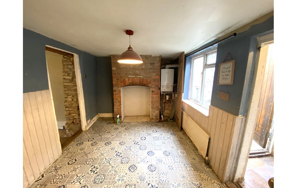 54 London Road, Calne, Wiltshire, SN11 0AB