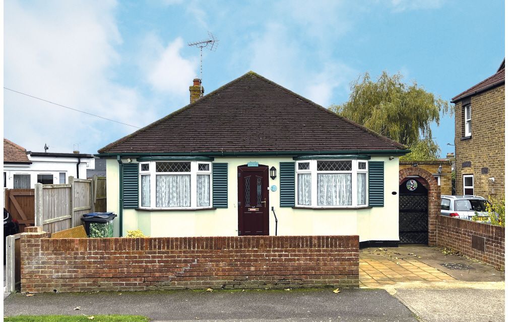 1 Carlton Hill, Herne Bay, Kent, CT6 8HL