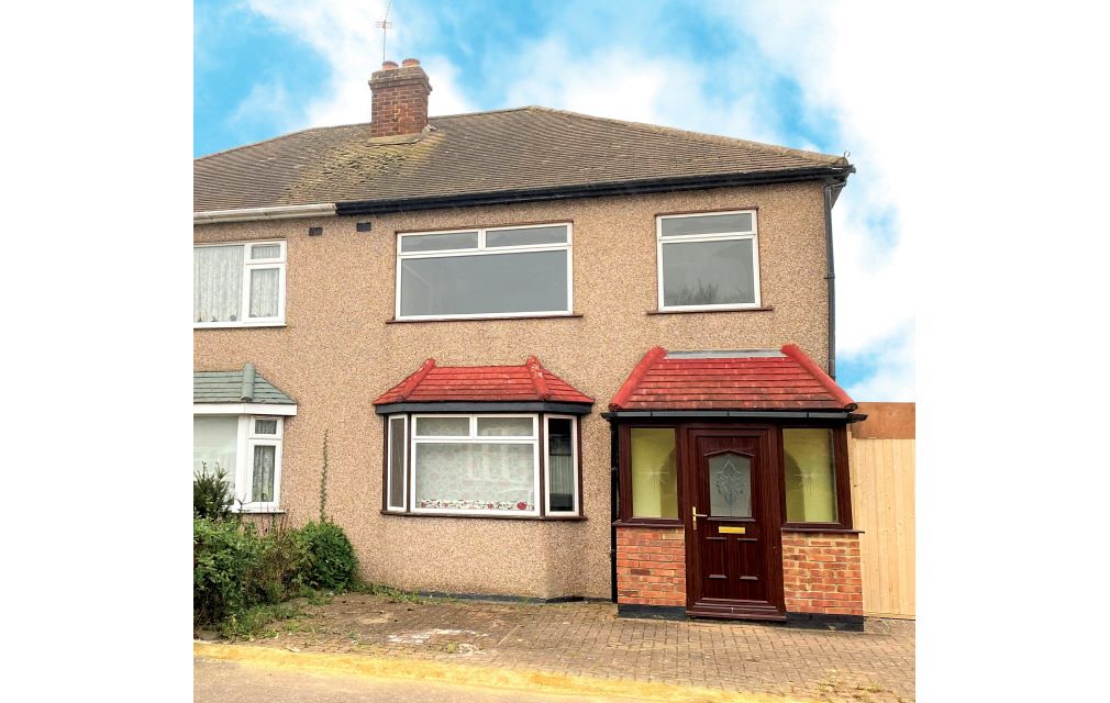 35 Maclennan Avenue, Rainham, Essex, RM13 9SS