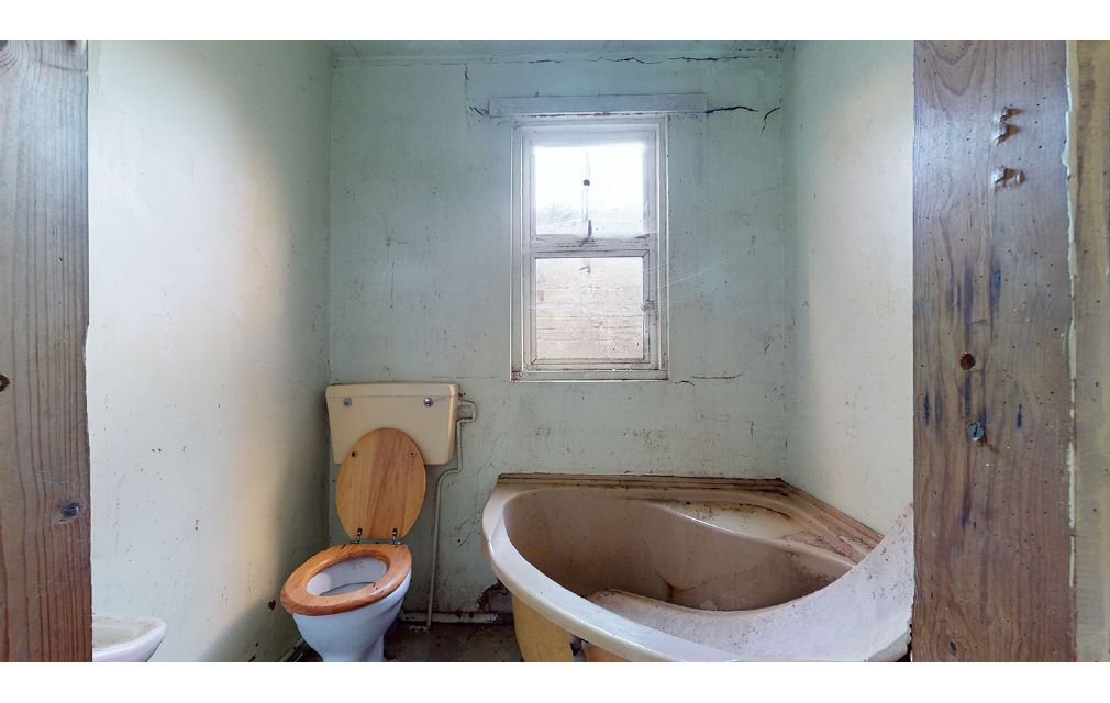 17 Elliott Street, Gravesend, Kent, DA12 2JP