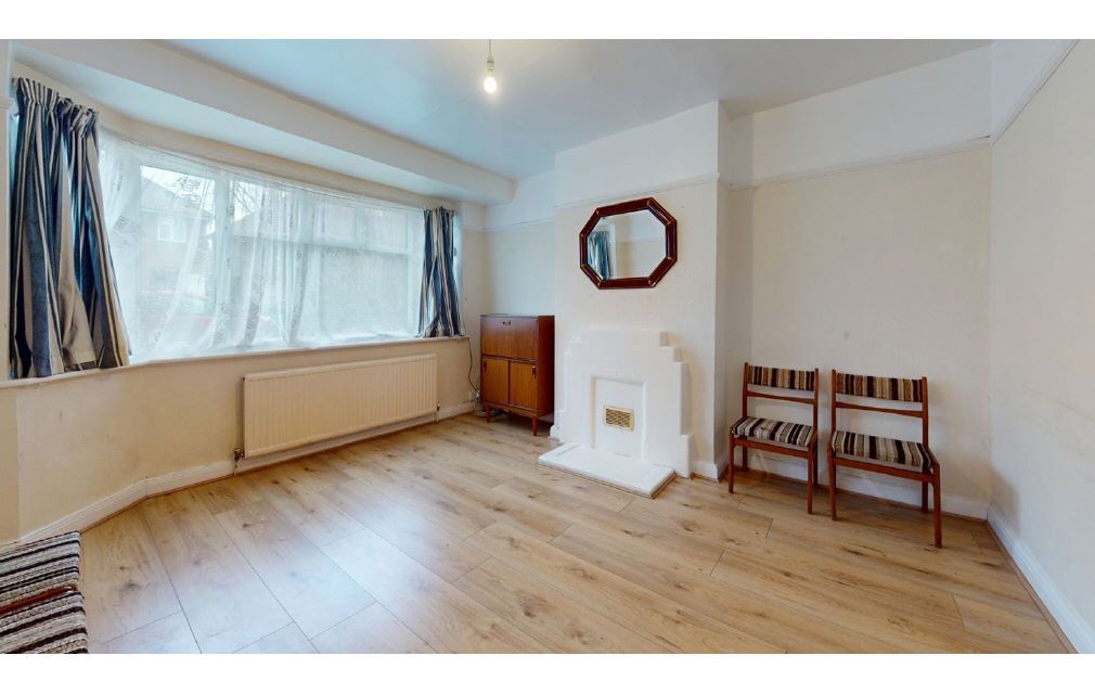 29 Connell Crescent, London, W5 3BH