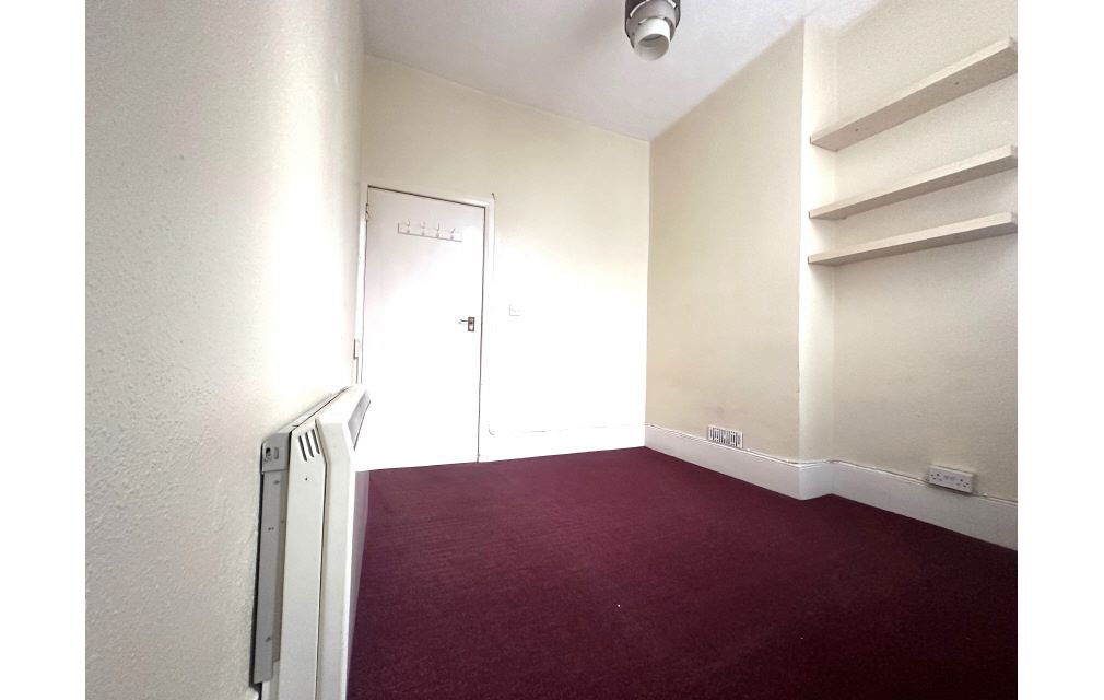 Flat 2, 34 Langney Road, Eastbourne, East Sussex, BN21 3JP