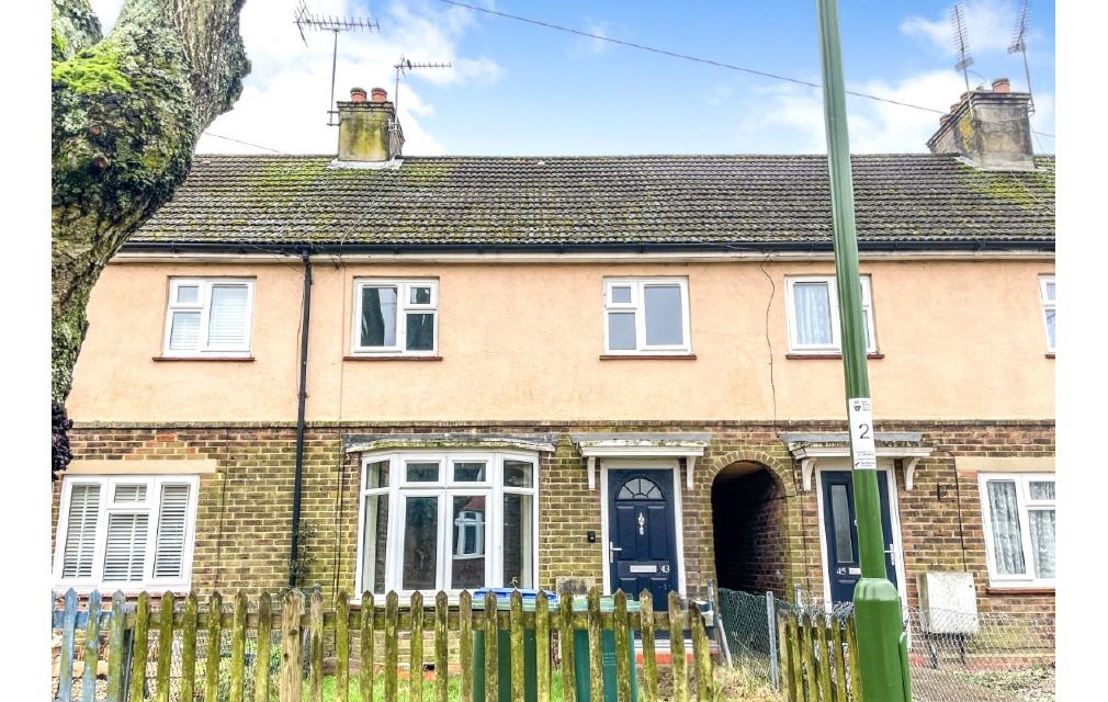 Innes Road, Horsham, West Sussex, RH12 4JQ