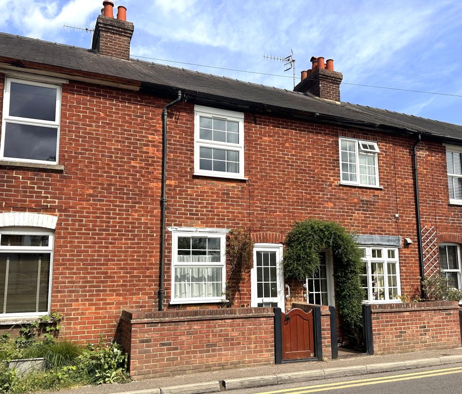 Freehold House Vacant Possession