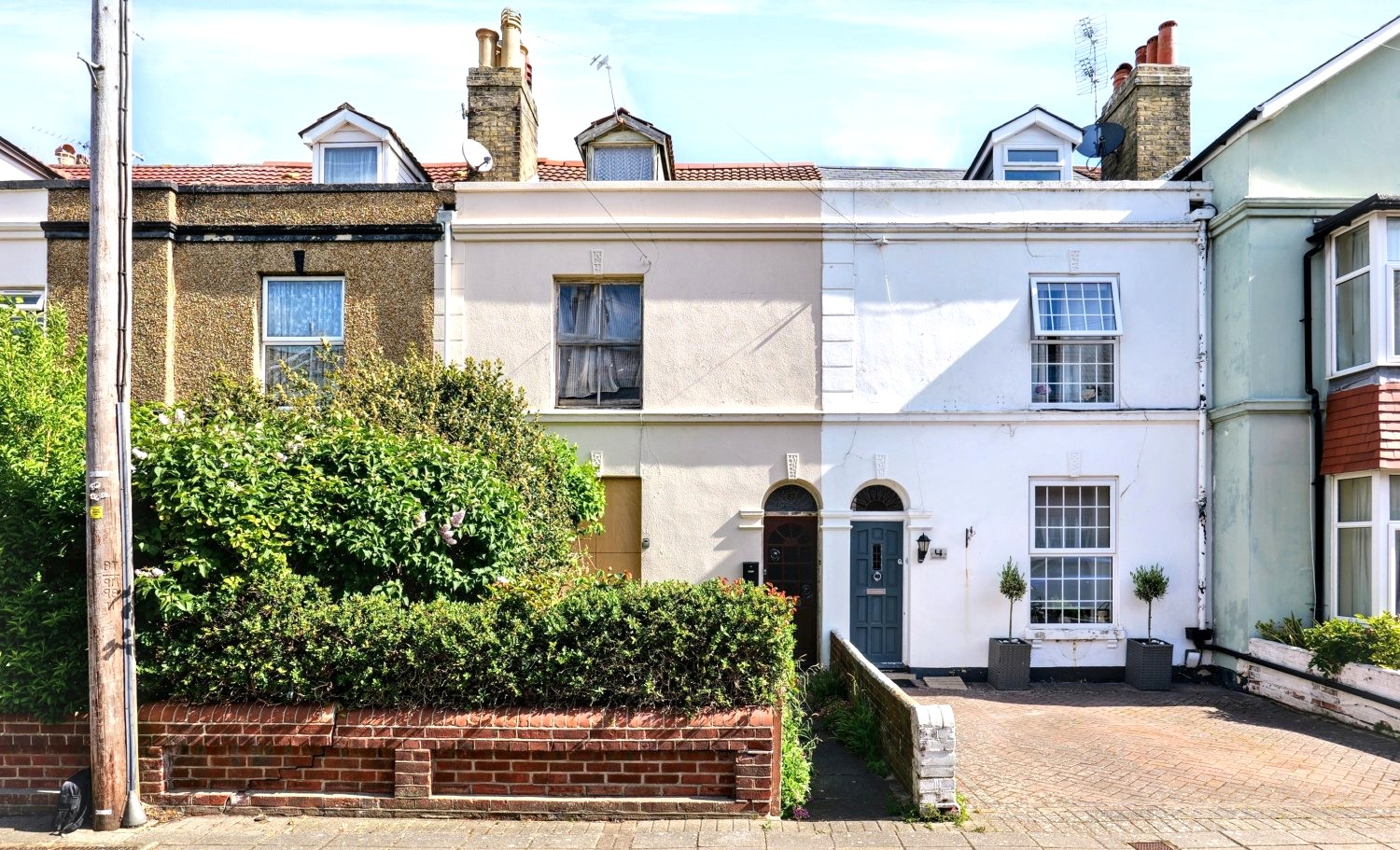 Freehold House Vacant Possession