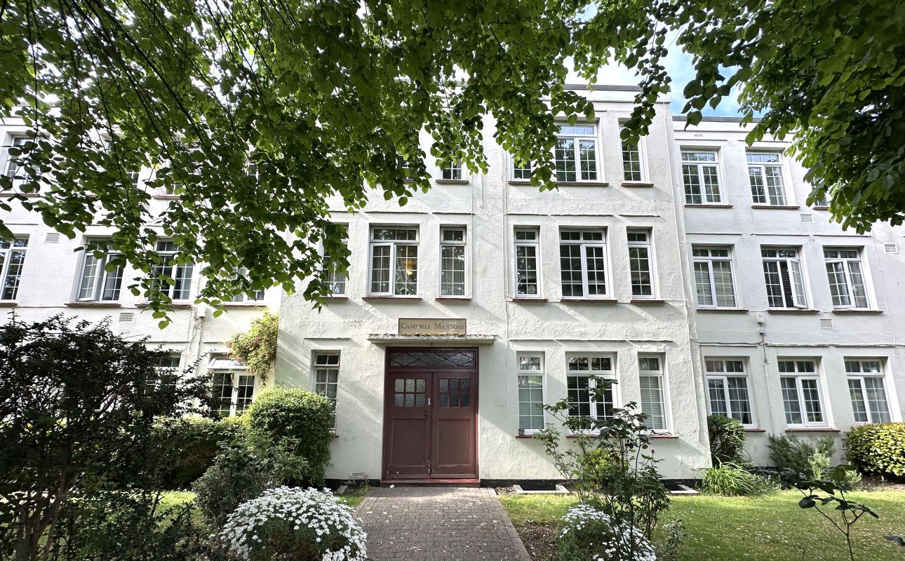 Freehold Ground Rents and Roof Space with Planning Permission Granted for Two Flats