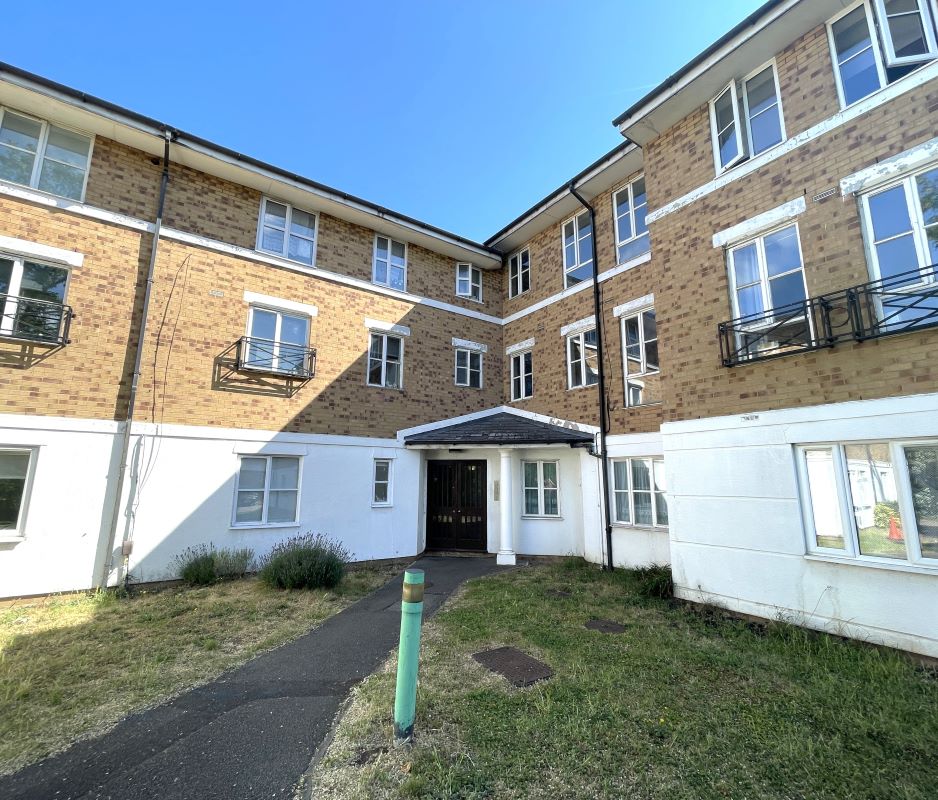 Flat 23, Springfield Court, Forsythia Close, Ilford, IG1 2BN