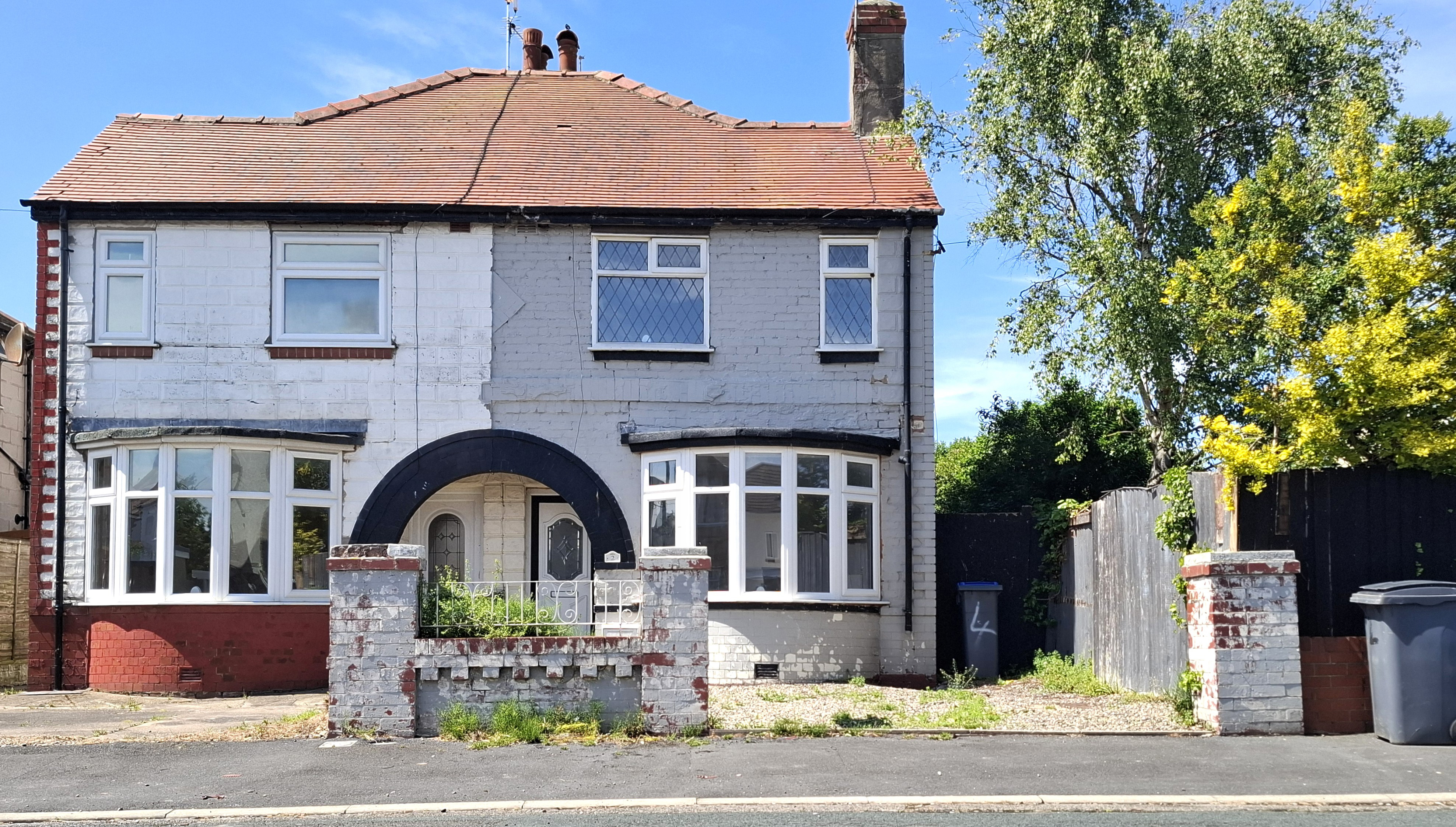 Leasehold House Vacant Possession