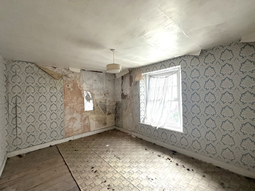 1 Warberry Road West, Torquay, TQ1 1NT