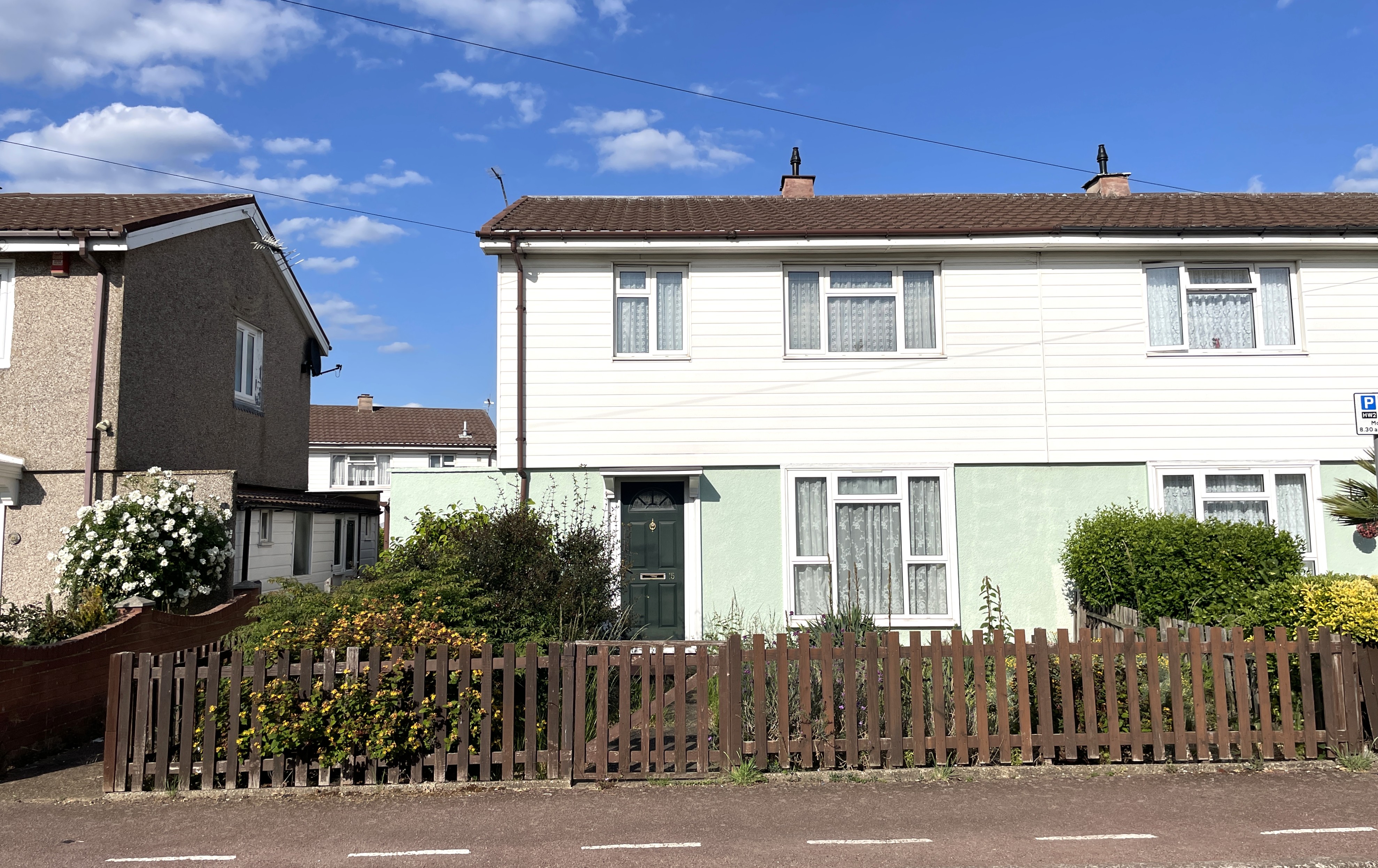 Freehold House Vacant Possession