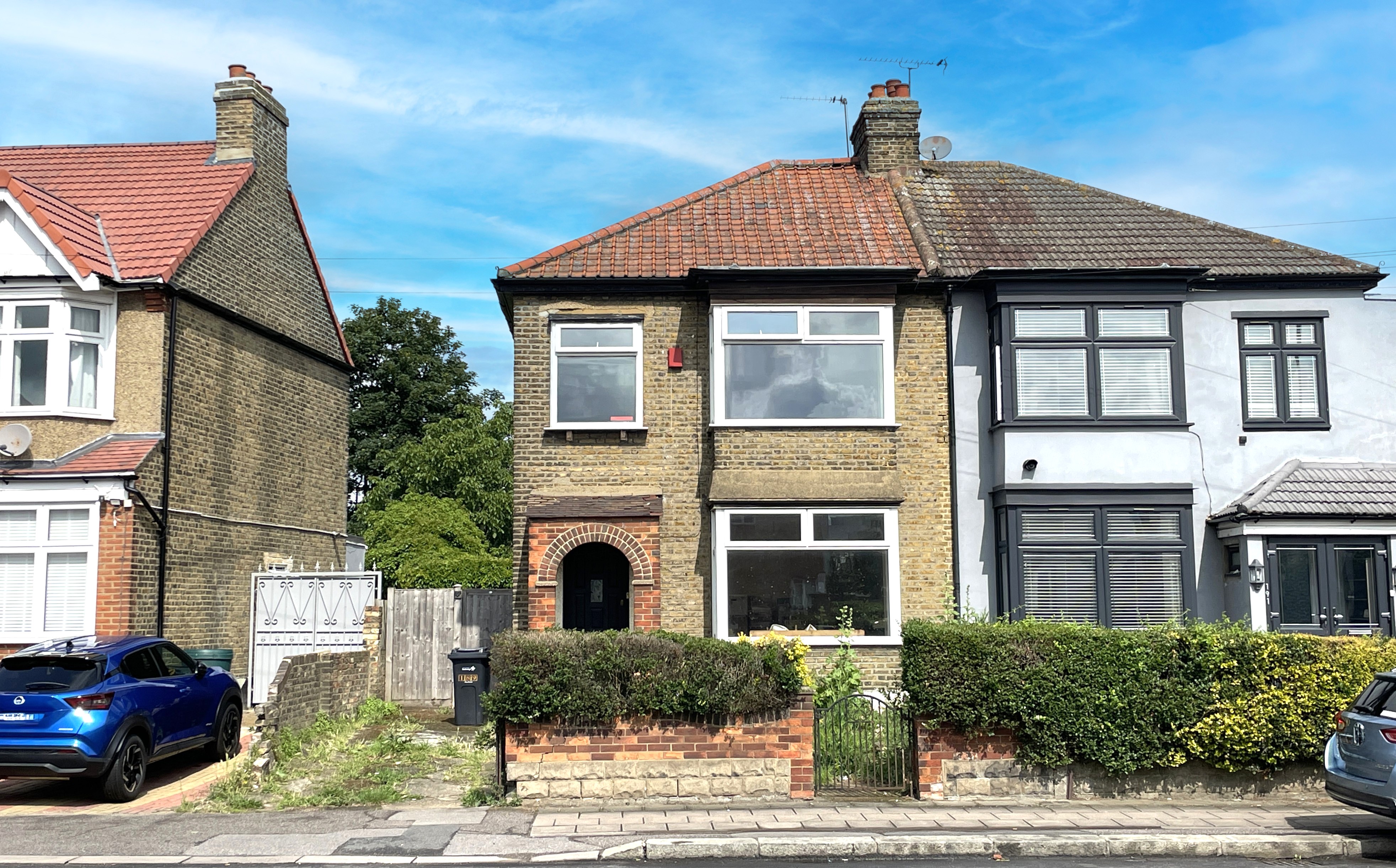 Freehold House Vacant Possession