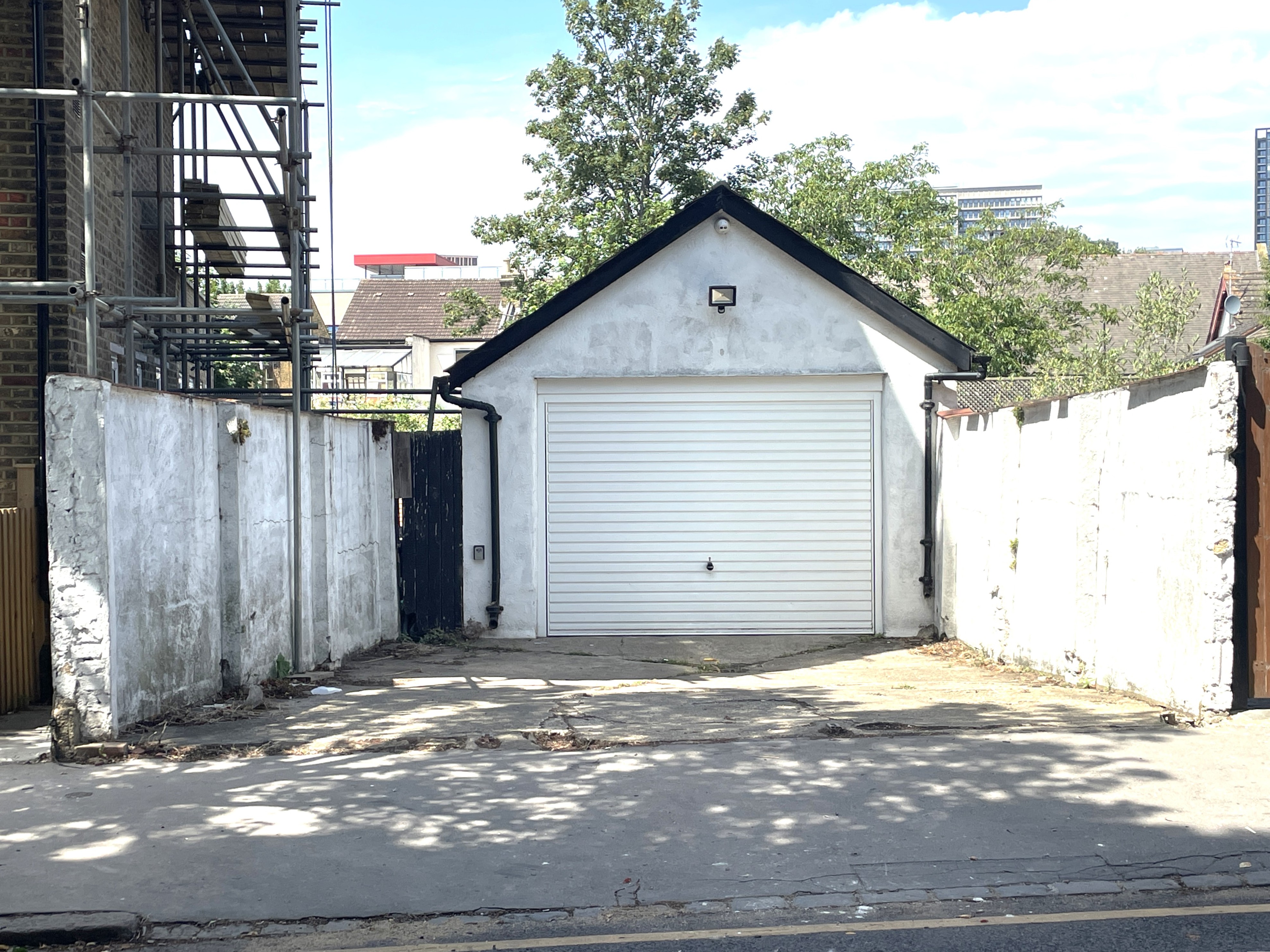 Garage and Land Adjacent to 7 Ledbury Road, Croydon, Surrey, CR0 1EP