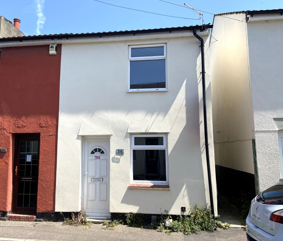 Freehold House Vacant Possession