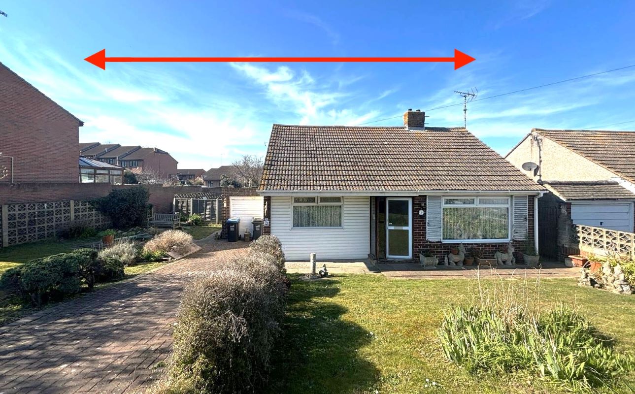 Freehold Detached Bungalow and Garage Vacant Possession
