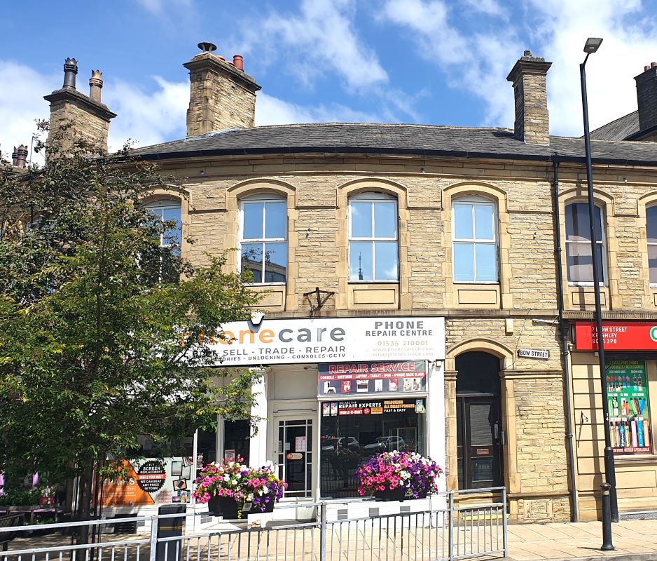 Freehold Investment Shop and Vacant Upper Part