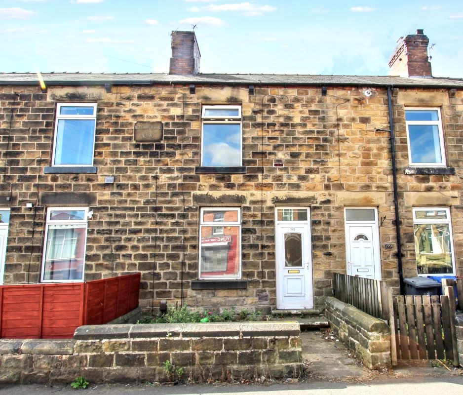Freehold House Vacant Possession