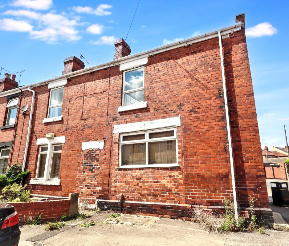 Freehold House Vacant Possession