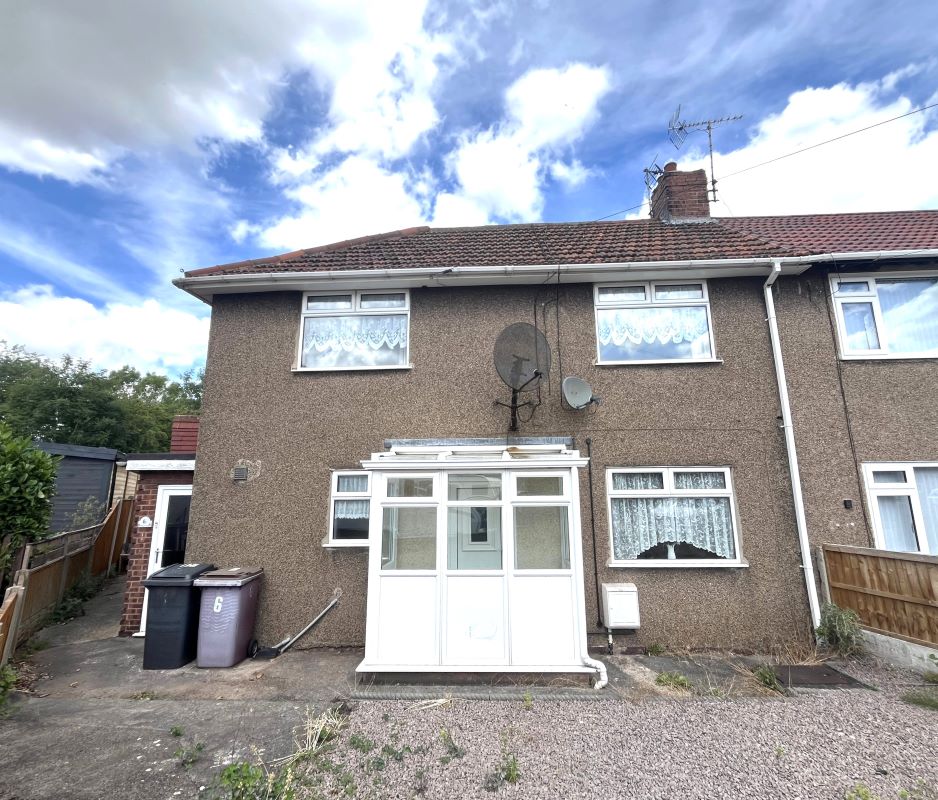 Freehold House Vacant Possession
