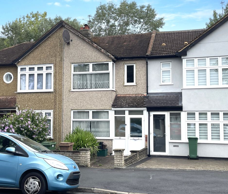 Freehold House Vacant Possession