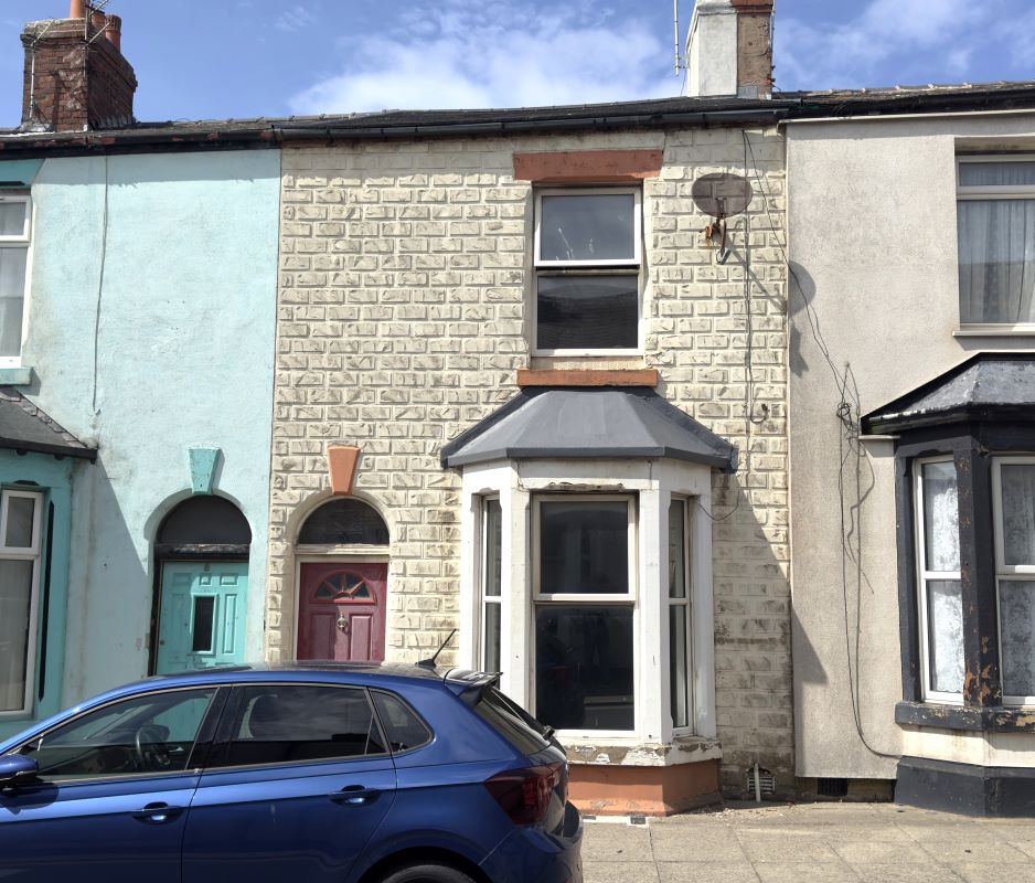 Freehold House Vacant Possession