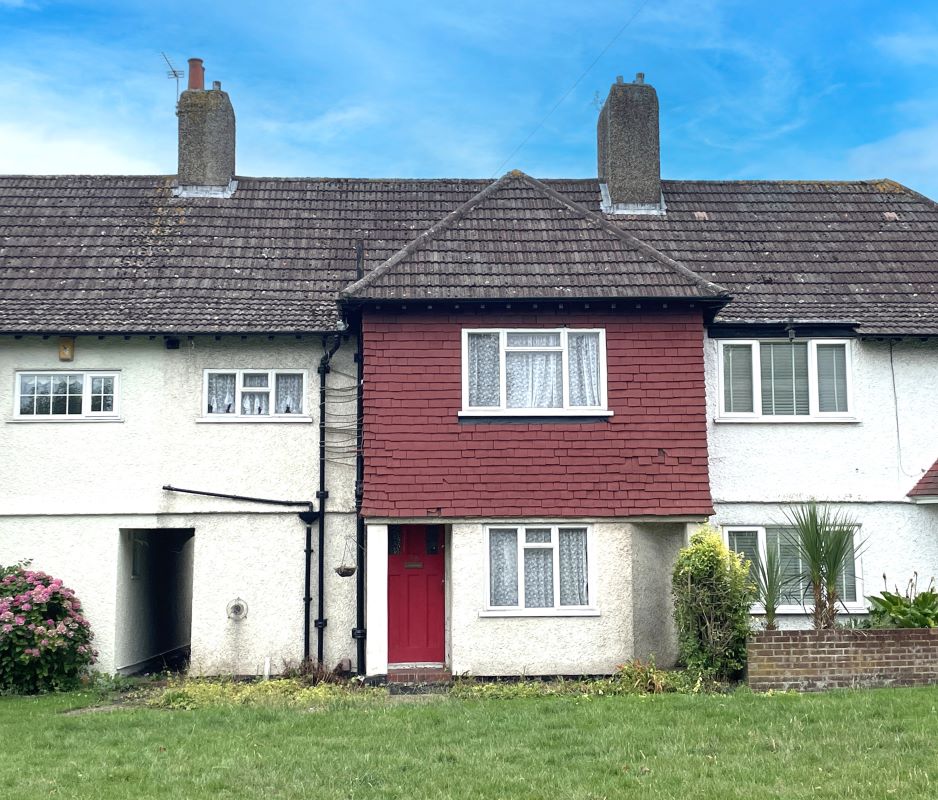 Freehold House Vacant Possession