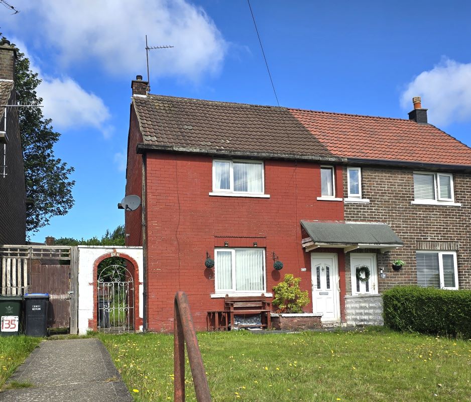 Freehold House Vacant Possession