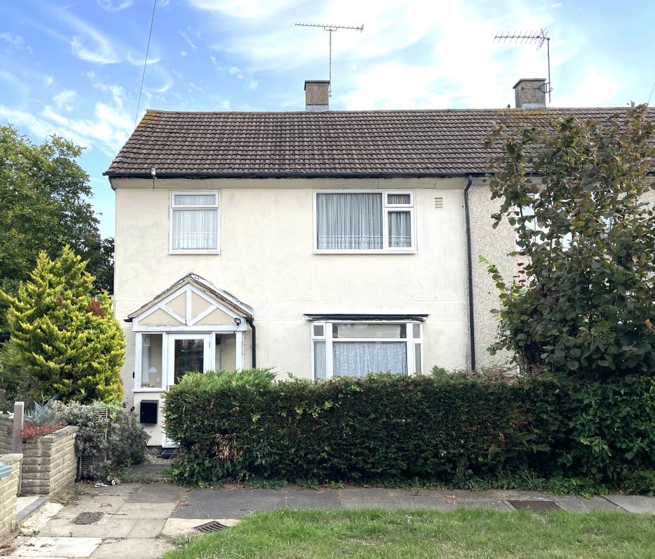 Freehold House Vacant Possession