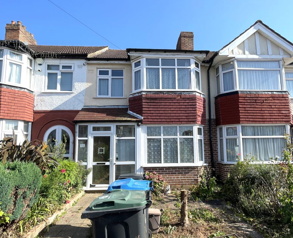 Freehold House Vacant Possession