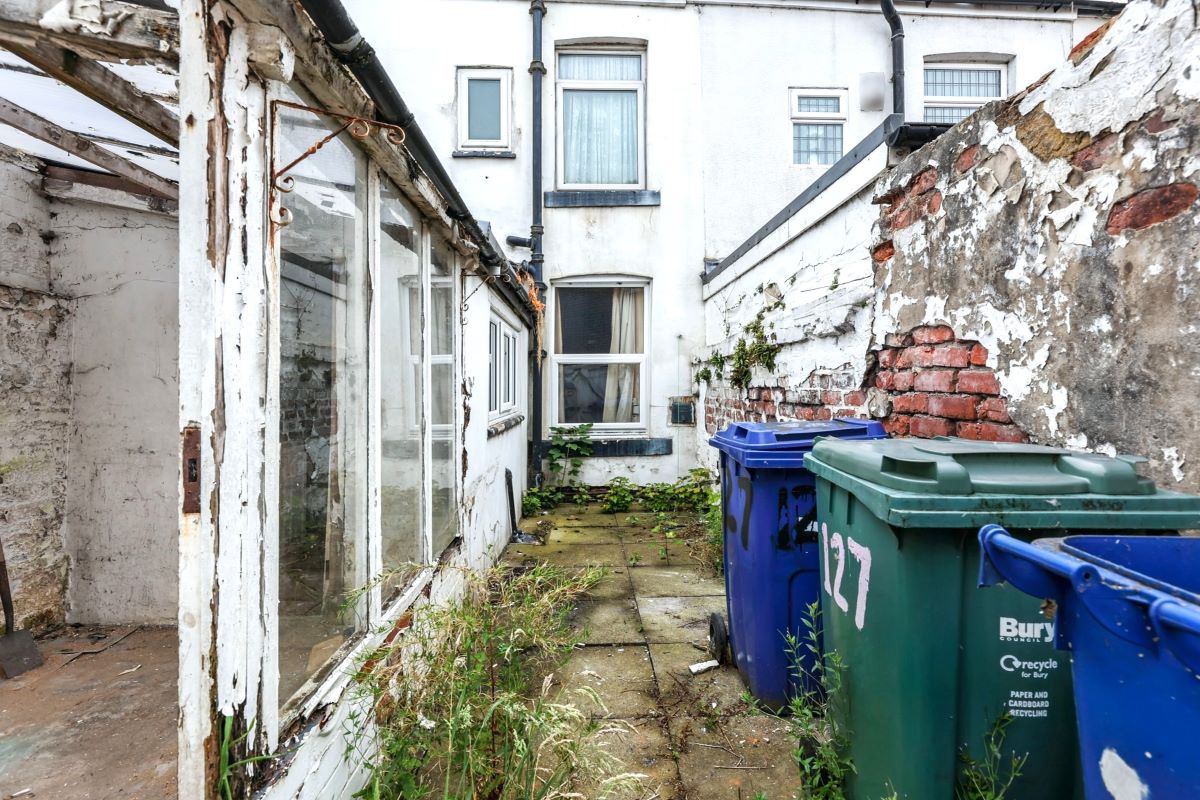 127 Broad Oak Lane, Bury, BL9 7SE