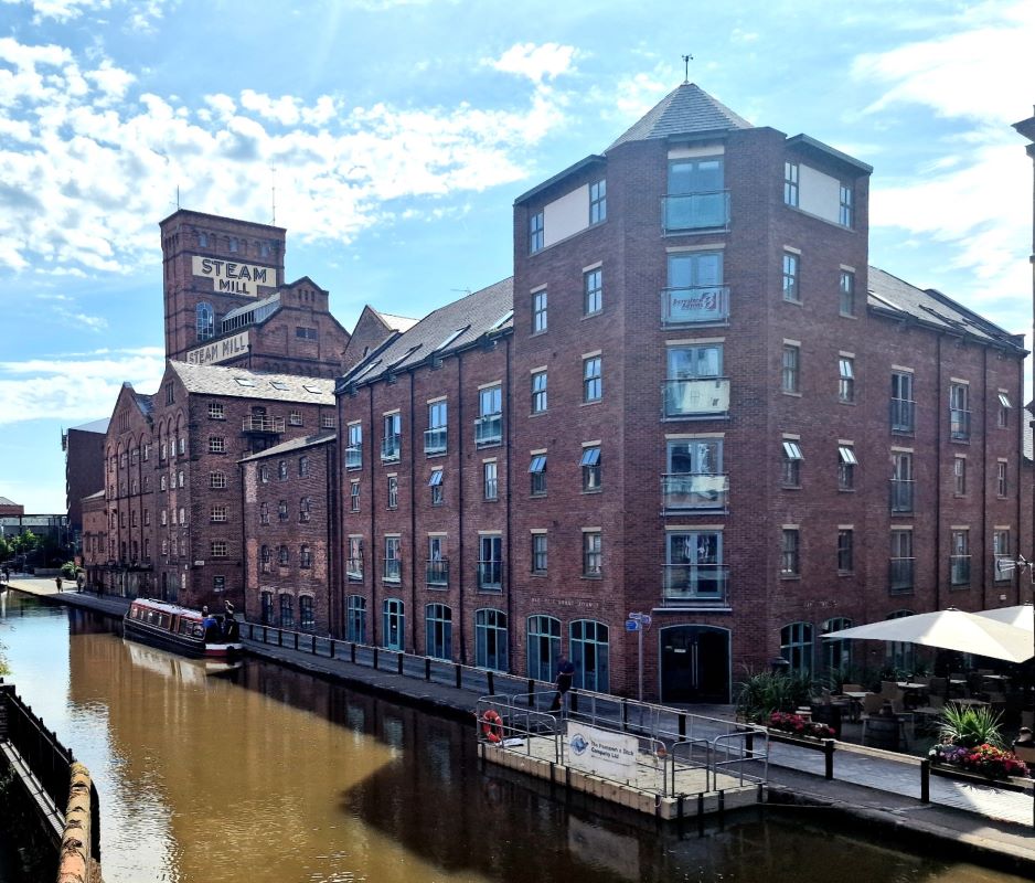 Apartment 12, Granary Wharf, Steam Mill Street, Chester, Cheshire, CH3 5BE