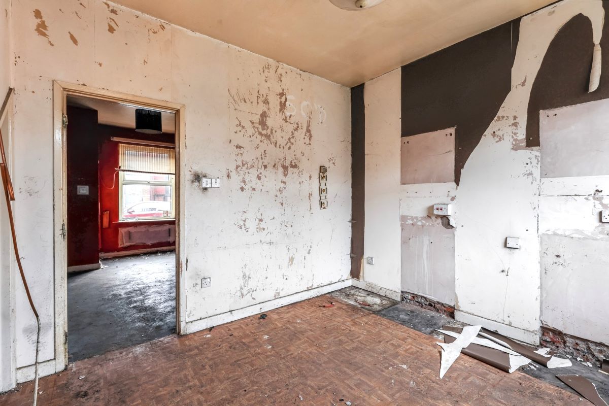 43 Stoneleigh Street, Oldham, OL1 4LE