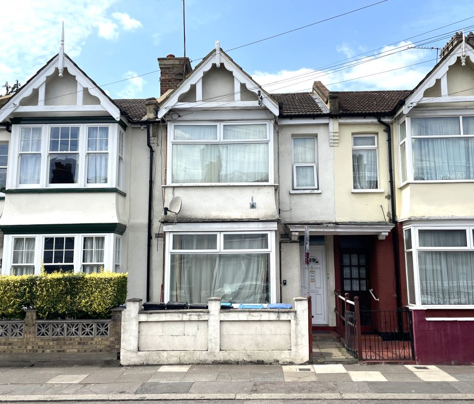Ground Floor Flat, 91 Winchester Road, Edmonton, N9 9EY