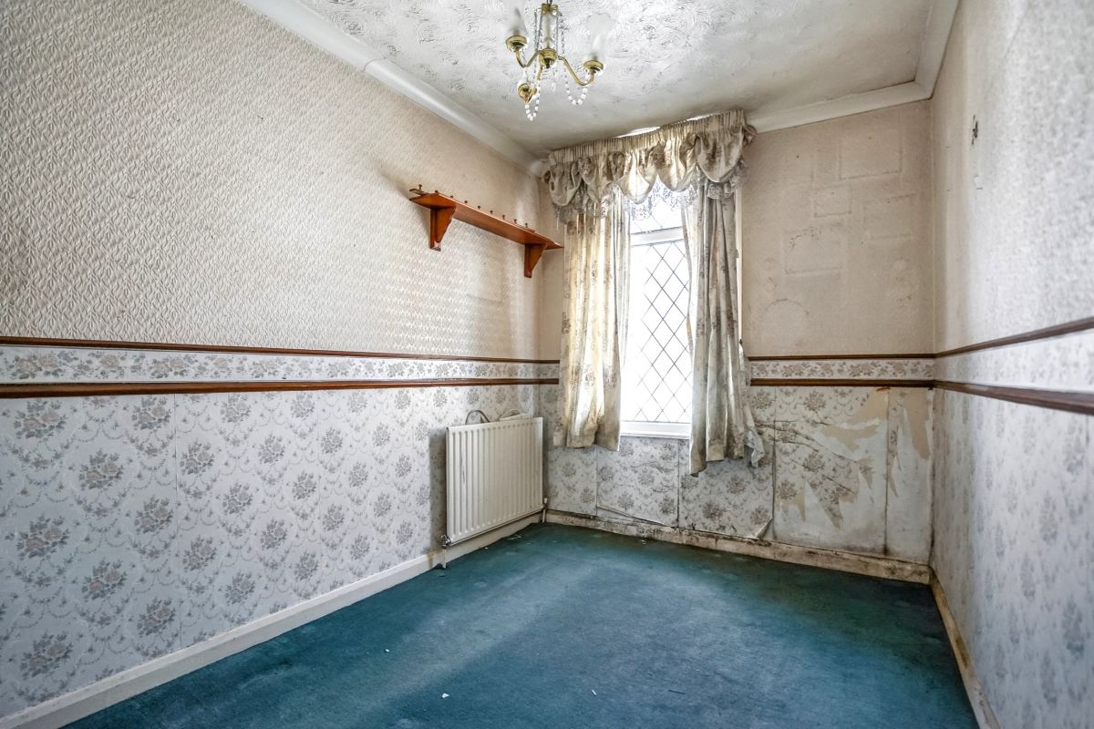 24 Grange Hill, Chatham, ME5 7AH