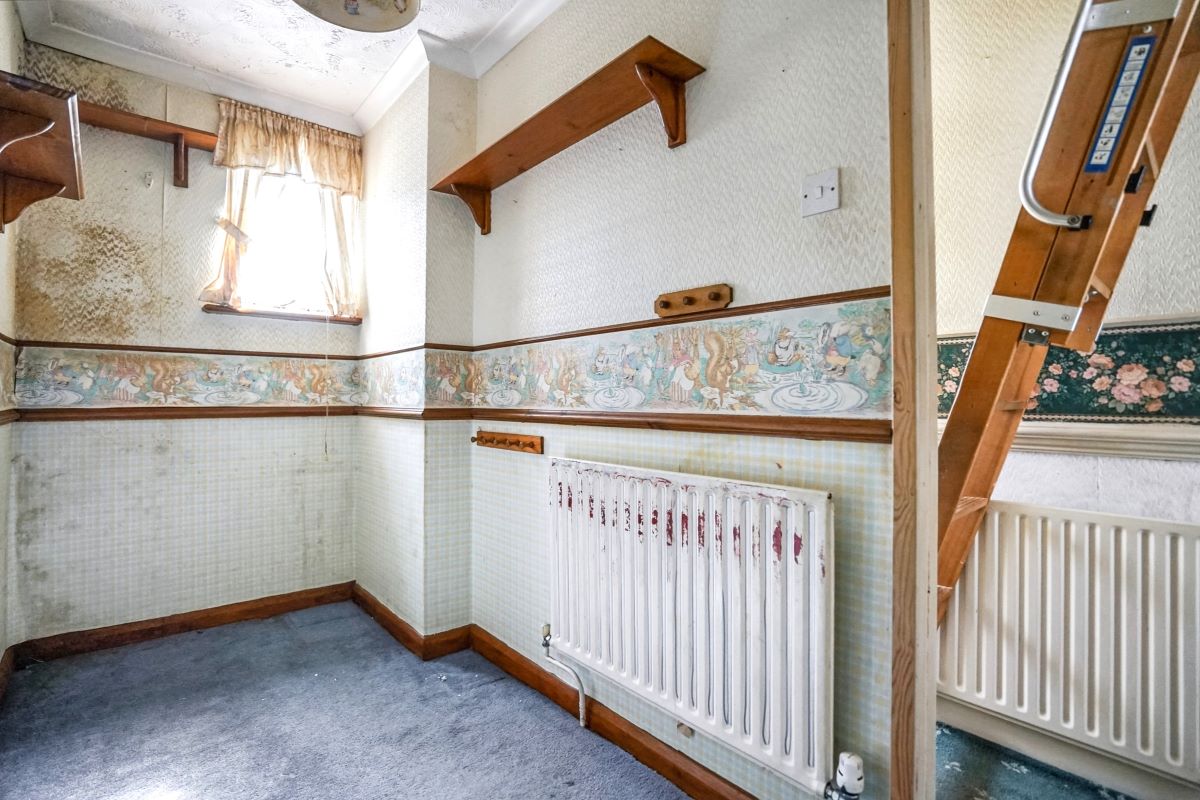 24 Grange Hill, Chatham, ME5 7AH