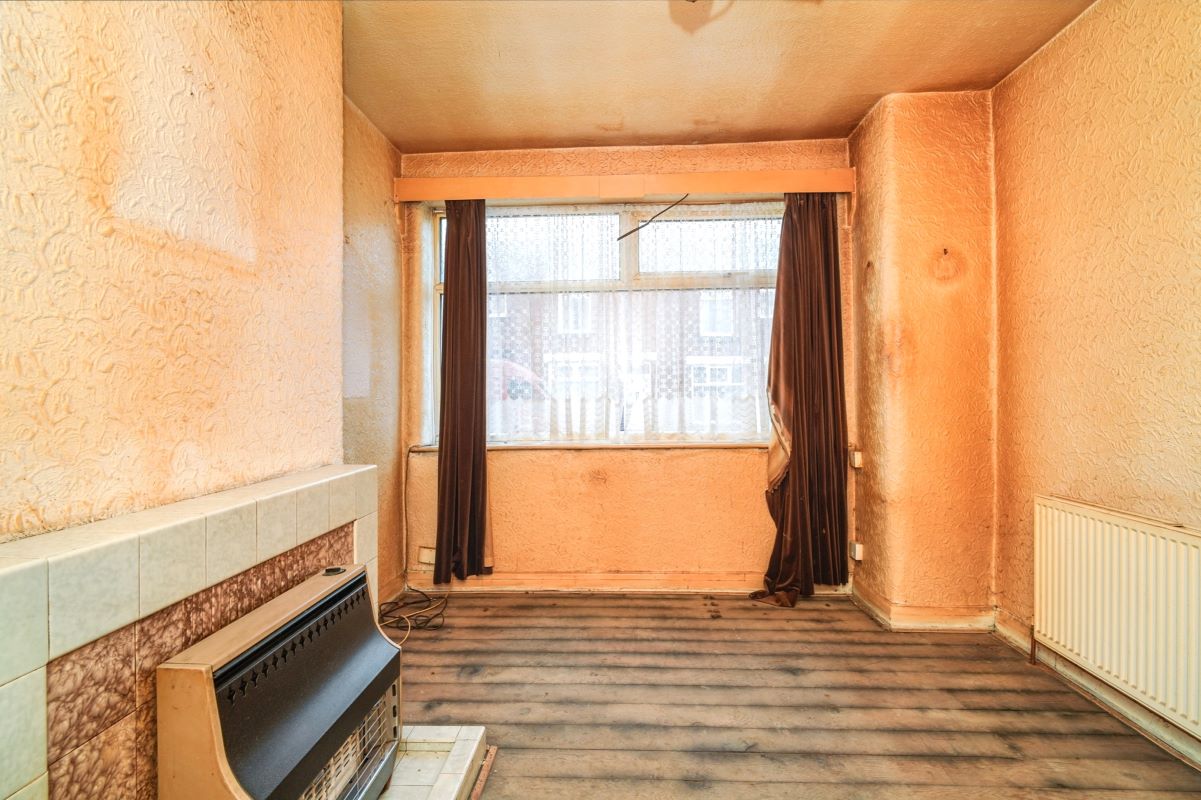 Cambridge Road, Lostock, Bolton, BL6 4AU