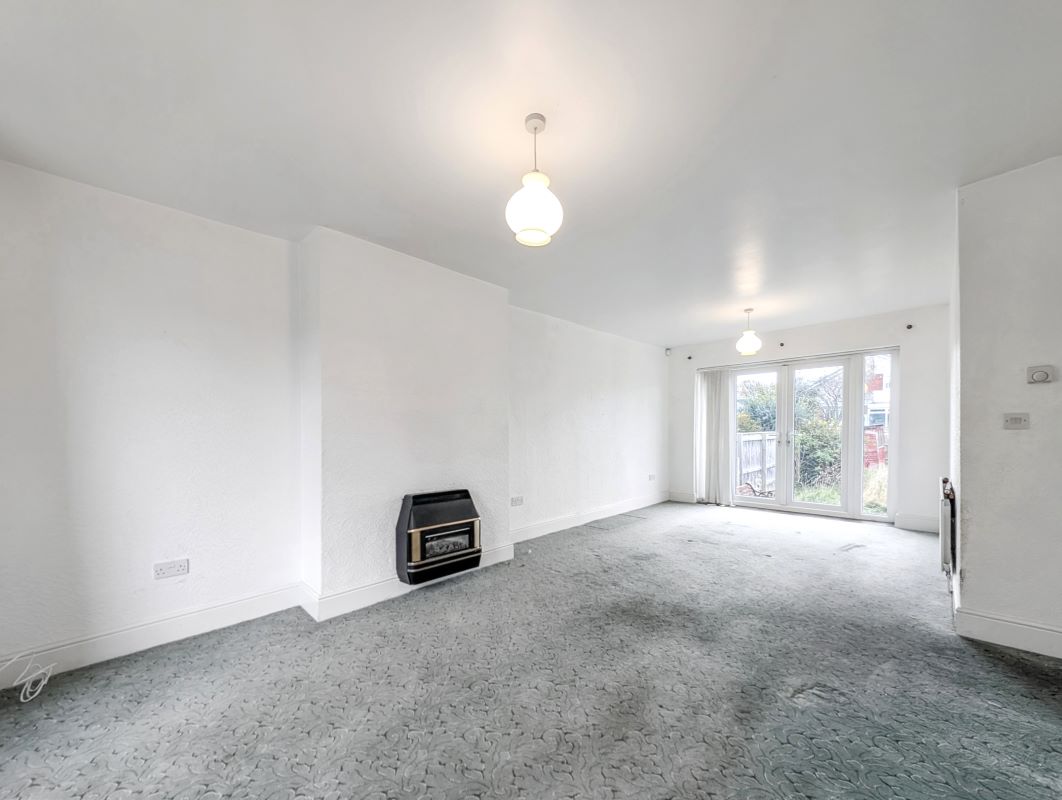 Online Property Auction in London: Moor Park Road, North Shields, NE29 8AY | Auction ends 04/12/2025, a Guide Price of £85,000+.