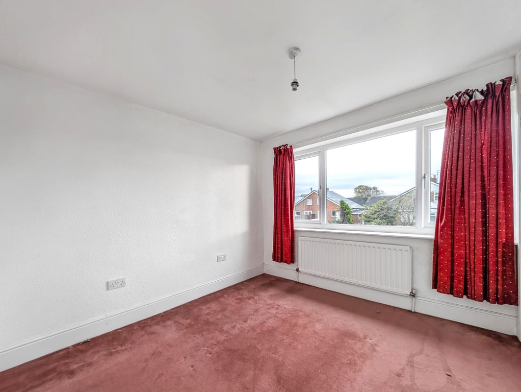 Online Property Auction in London: Moor Park Road, North Shields, NE29 8AY | Auction ends 04/12/2025, a Guide Price of £85,000+.