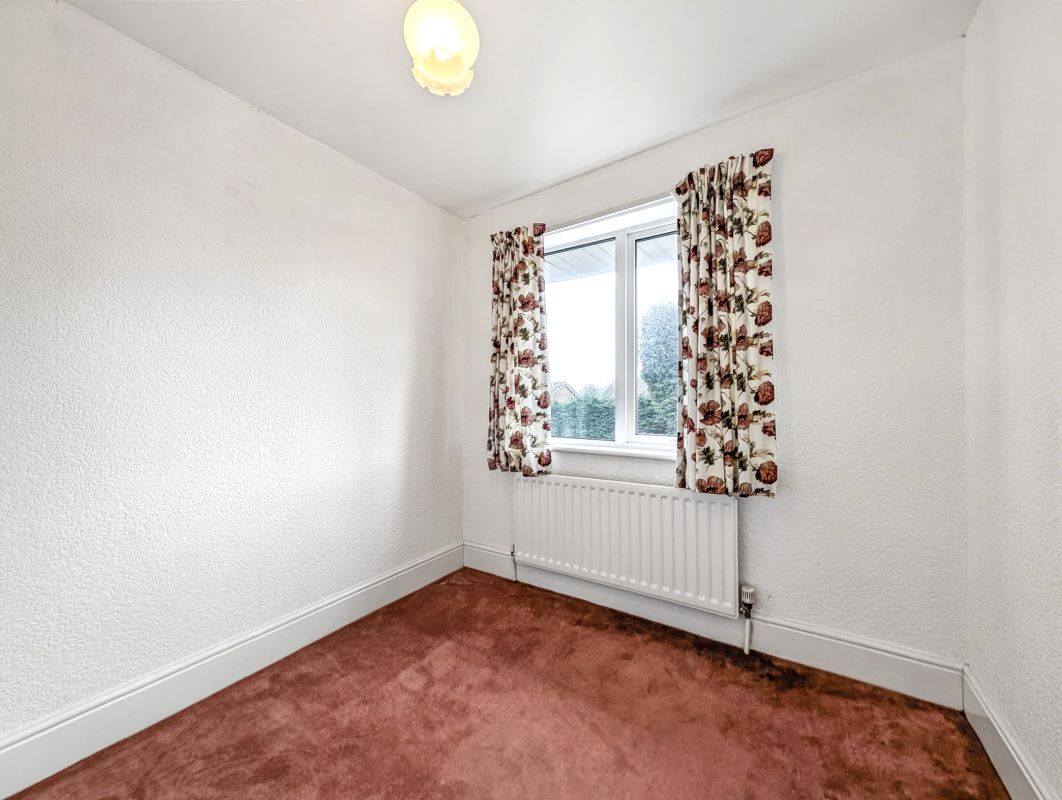 Online Property Auction in London: Moor Park Road, North Shields, NE29 8AY | Auction ends 04/12/2025, a Guide Price of £85,000+.