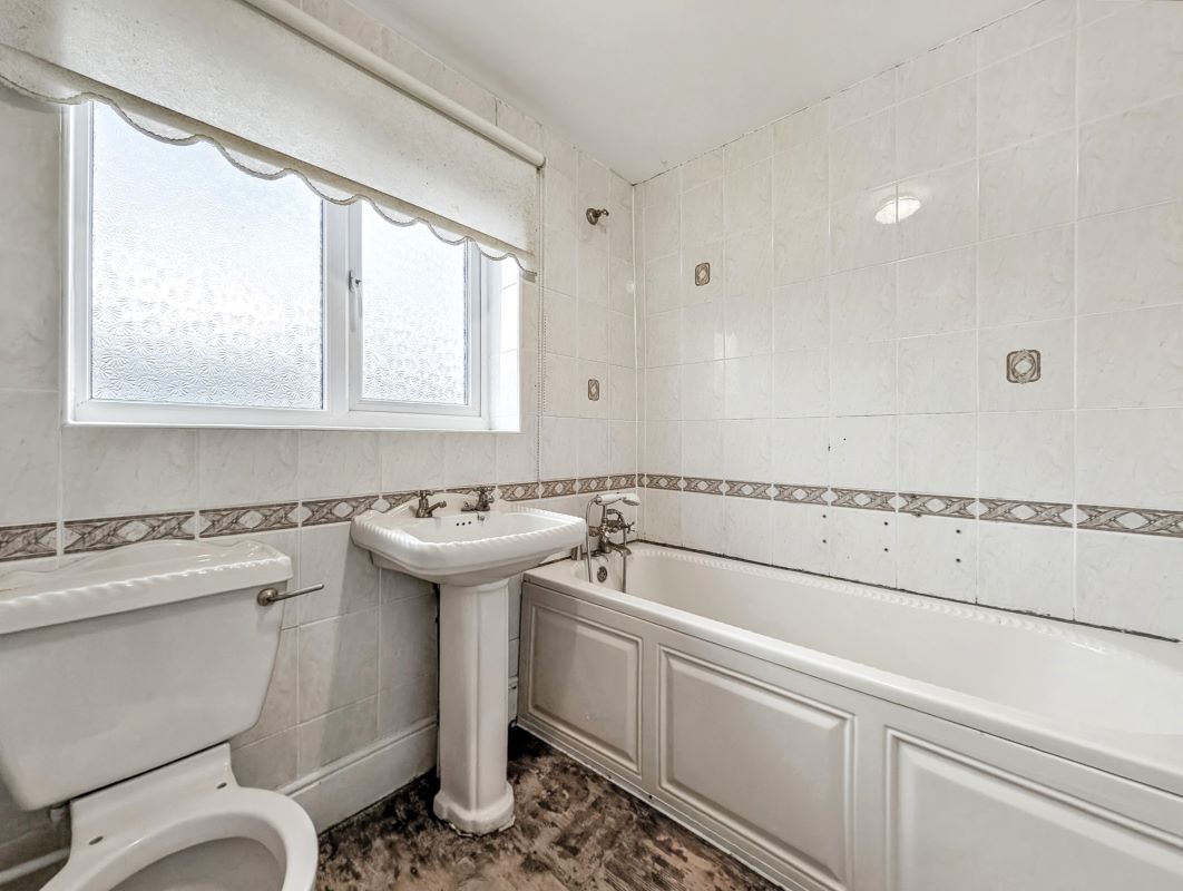 Online Property Auction in London: Moor Park Road, North Shields, NE29 8AY | Auction ends 04/12/2025, a Guide Price of £85,000+.