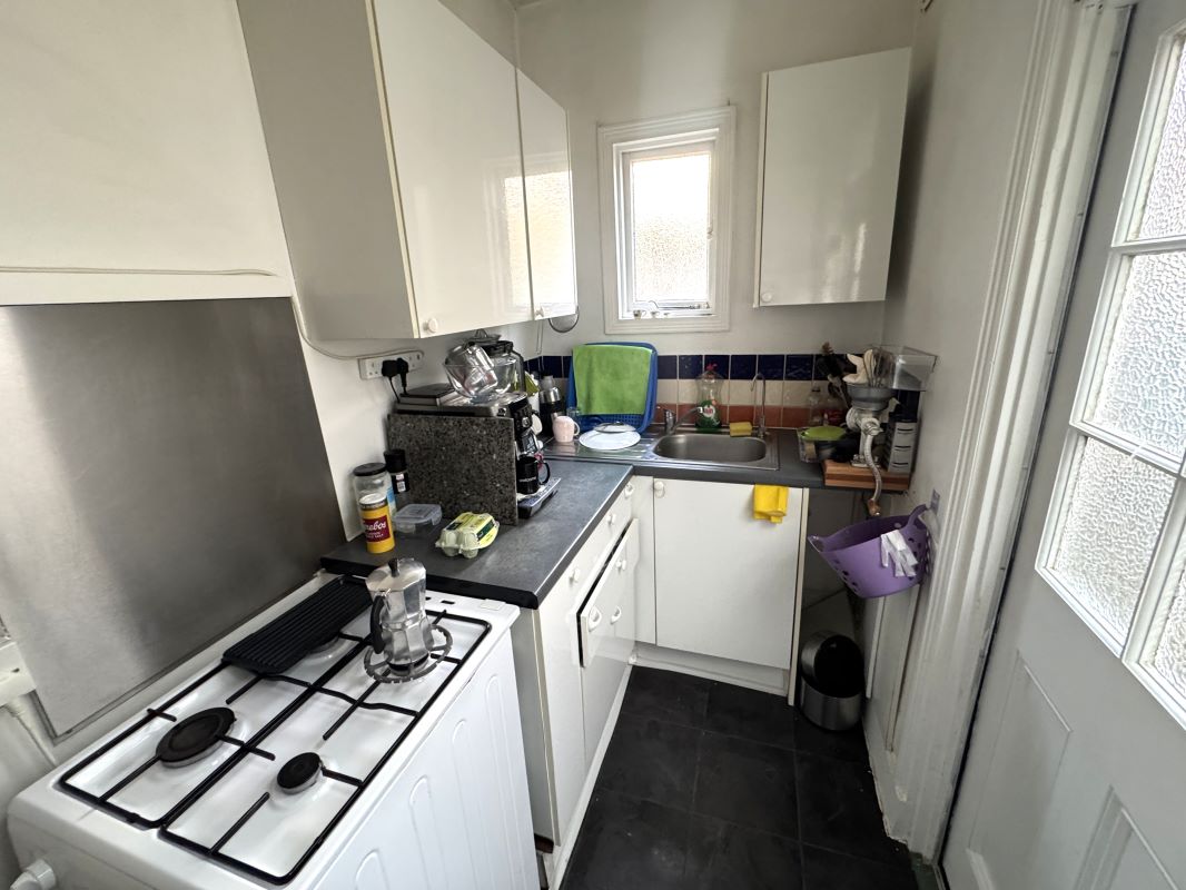 Online Property Auction in London: Southey Road, South Tottenham, N15 5LJ | Auction ends 04/12/2025, a Guide Price of £290,000+.