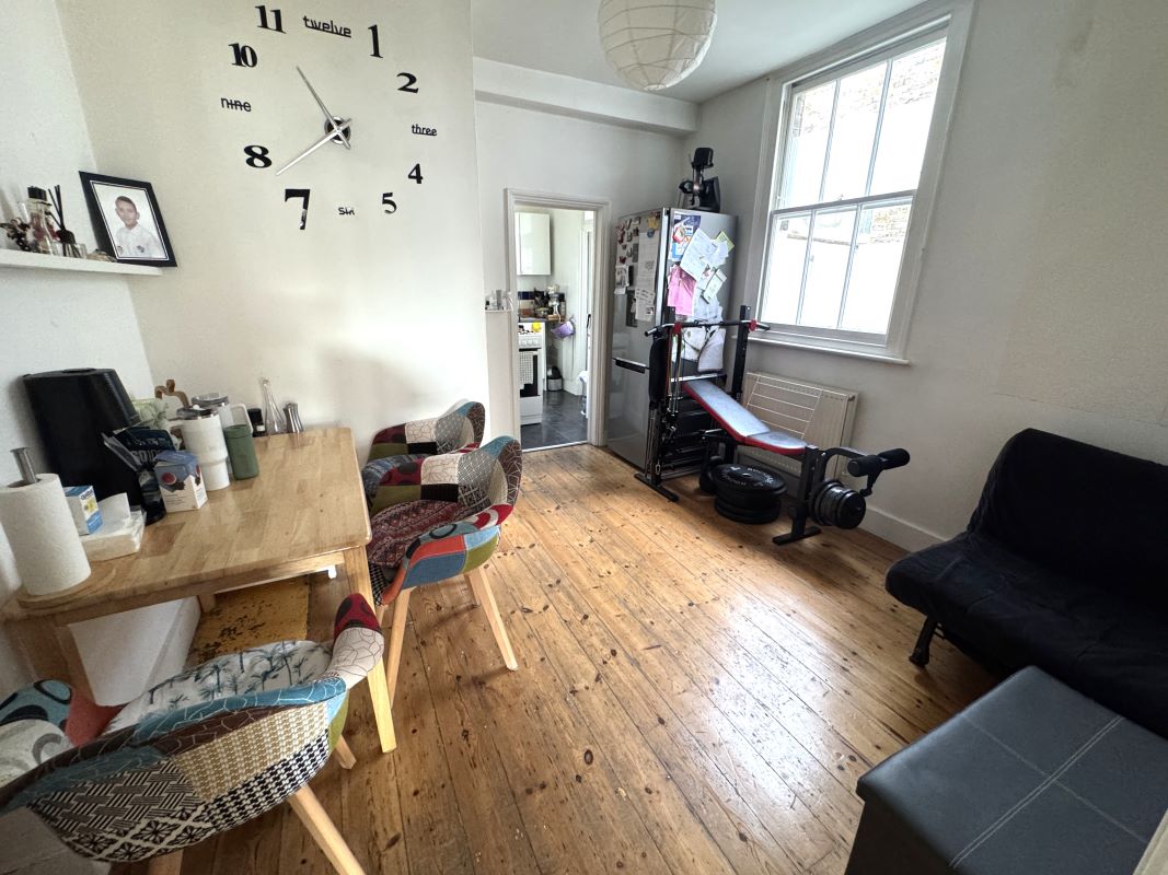 Online Property Auction in London: Southey Road, South Tottenham, N15 5LJ | Auction ends 04/12/2025, a Guide Price of £290,000+.