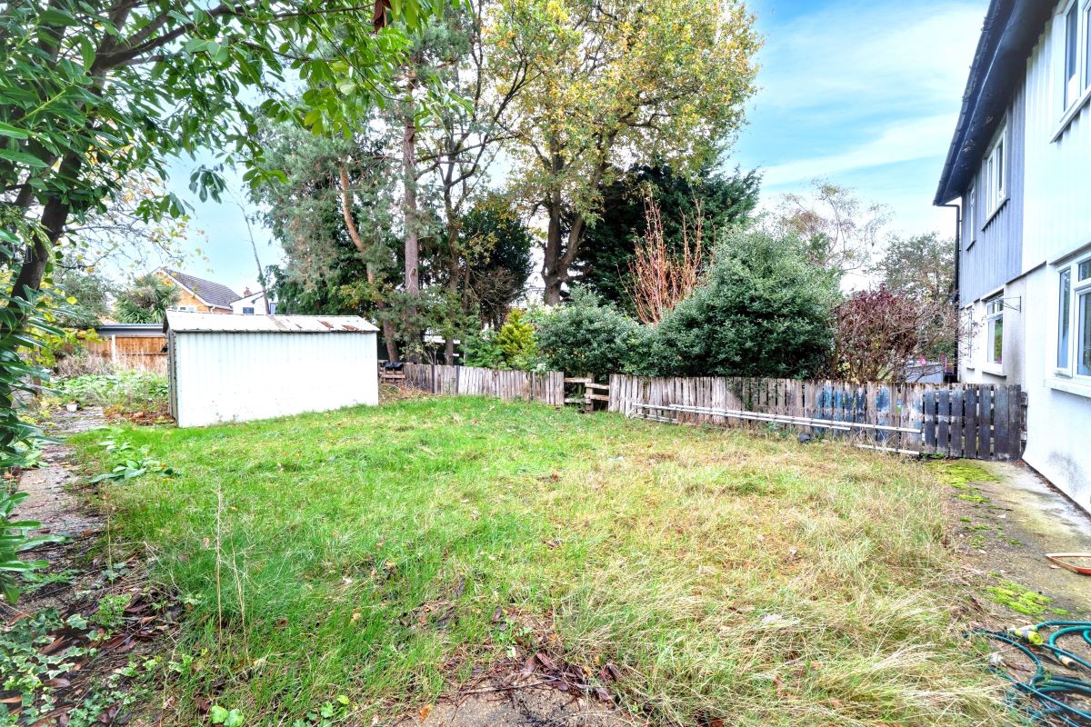 Online Property Auction in London: Mayfield Close, New Haw, Addlestone, KT15 3AJ | Auction ends 04/12/2025, a Guide Price of £225,000+.