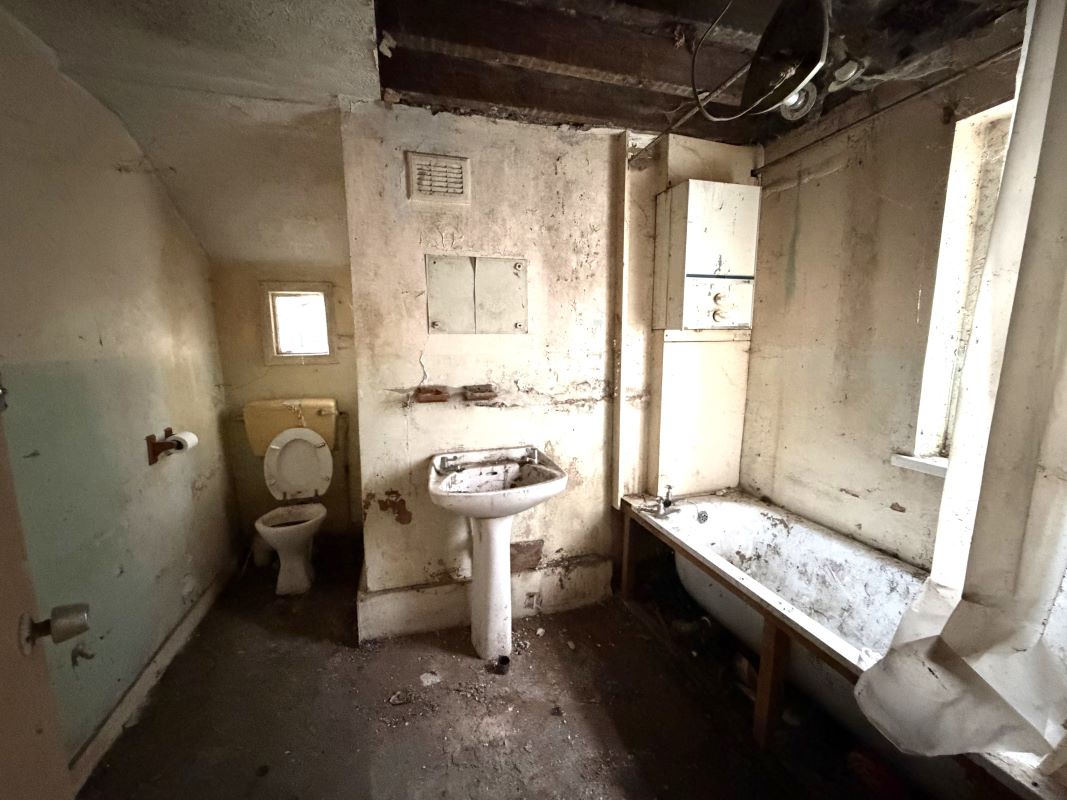 18 Bull Road, Stratford, E15 3HQ