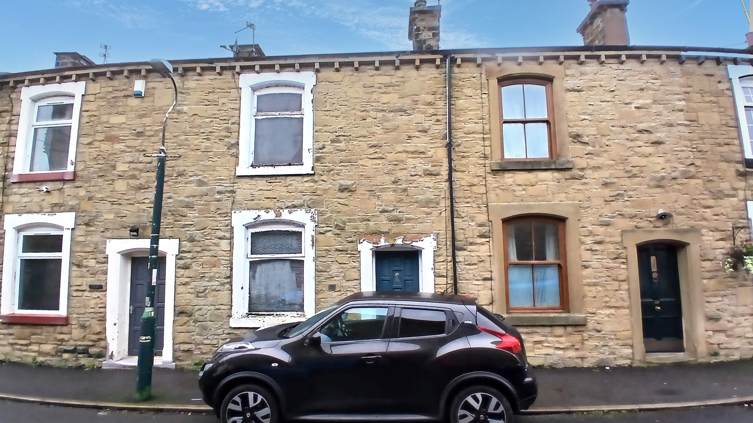 Freehold House Vacant Possession