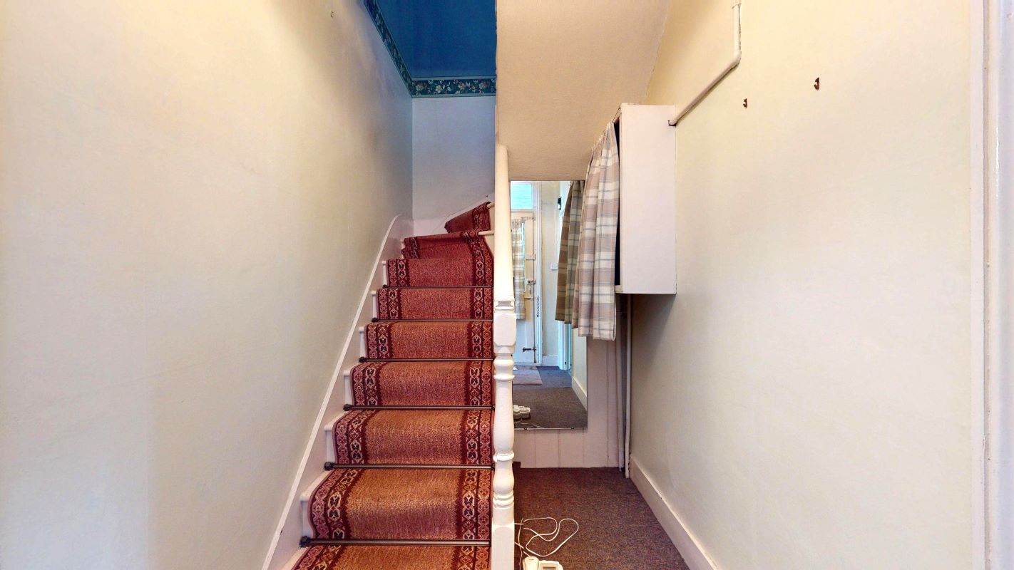 30 Vicarage Road, Croydon, CR0 4JS