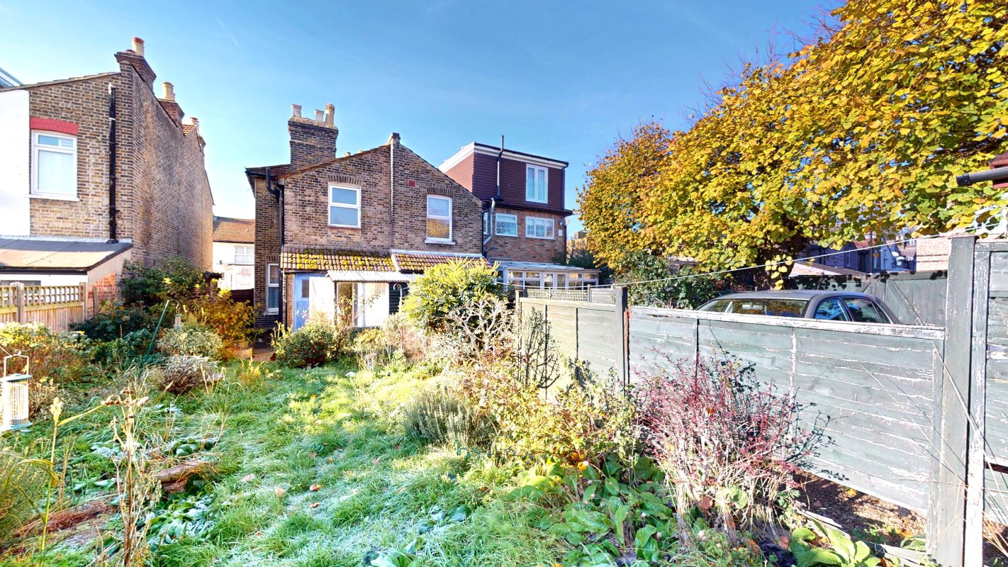 30 Vicarage Road, Croydon, CR0 4JS