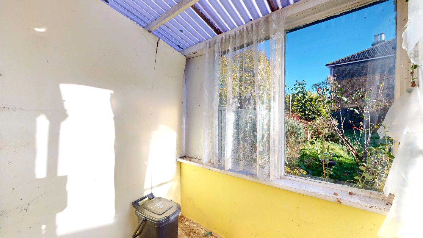 30 Vicarage Road, Croydon, CR0 4JS