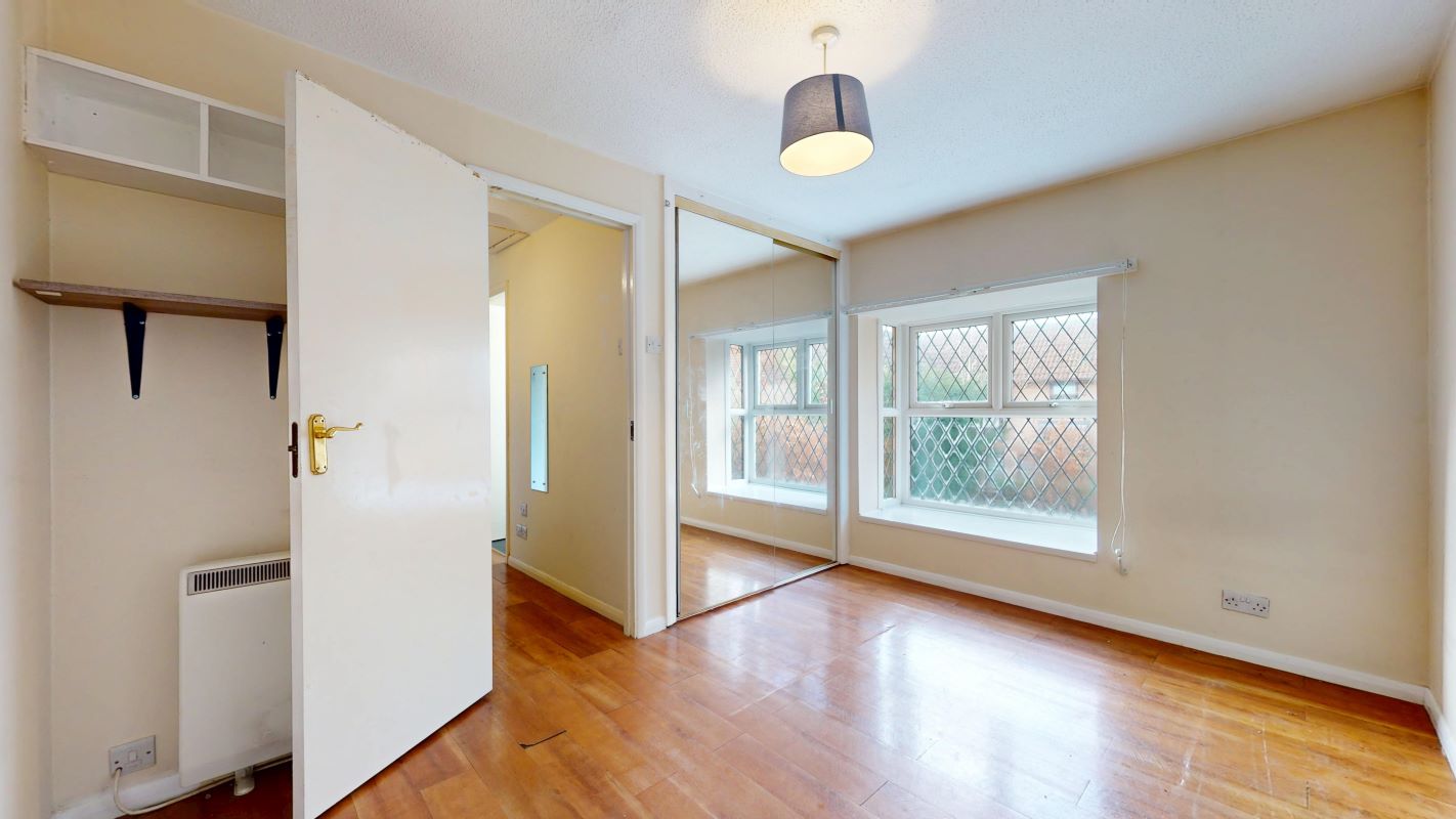 49 Alexander Close, Barnet, EN4 9PW