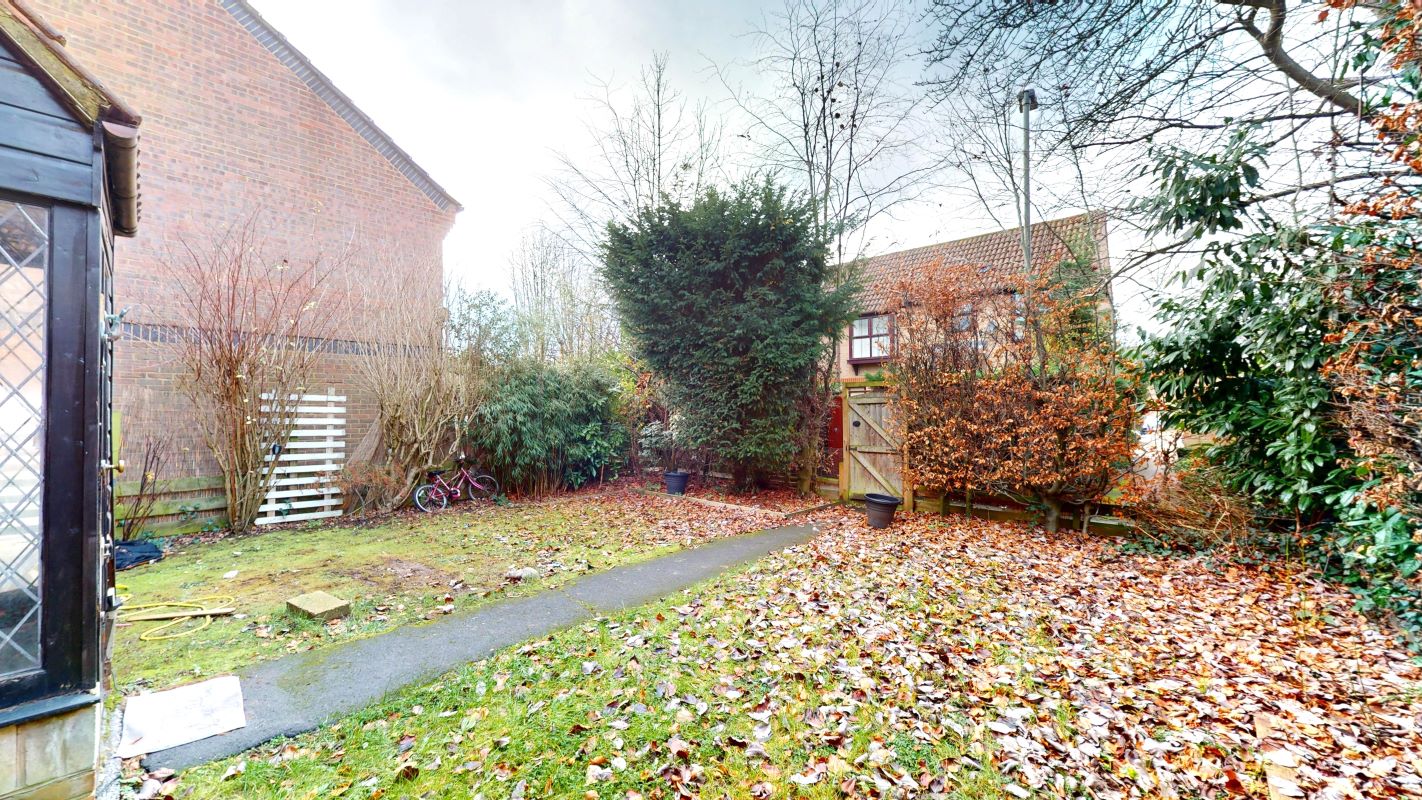49 Alexander Close, Barnet, EN4 9PW